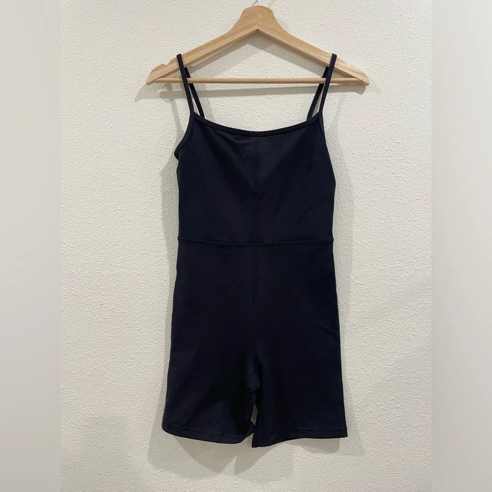 Wilfred free black